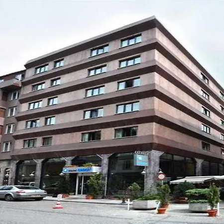 Erboy Sirkeci فندق 4*
