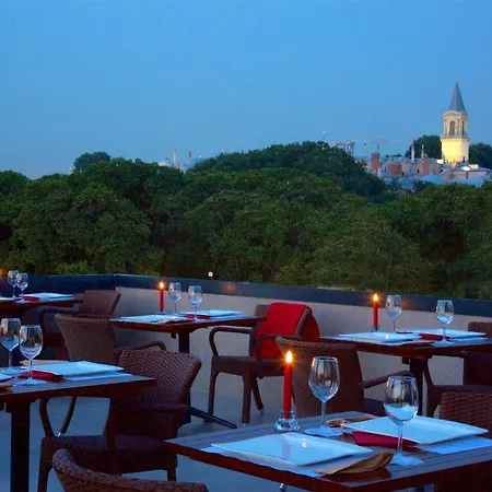 فندق Erboy Sirkeci 4*