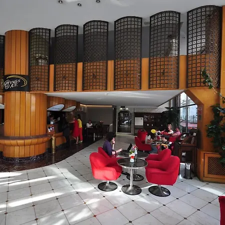 西鲁克兹集团艾博伊酒店 酒店 4*